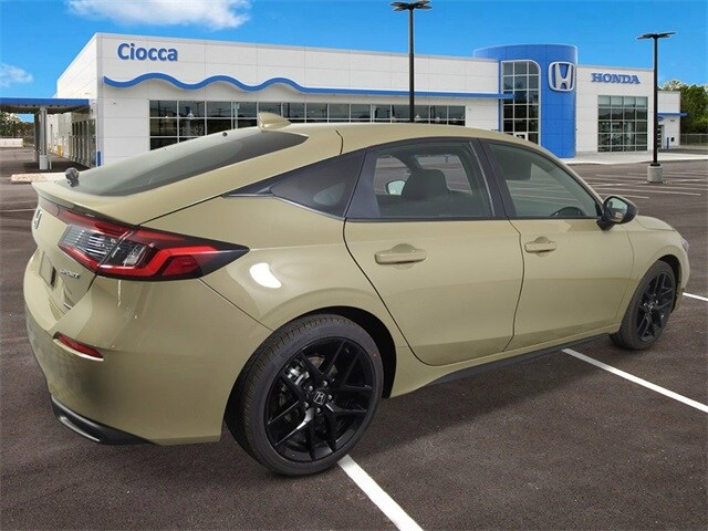 2026 Honda Civic Hybrid Sport Hatchback photo 3