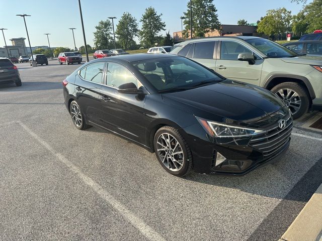 2019 Hyundai Elantra 2.0 Limited A/T SULEV's photo