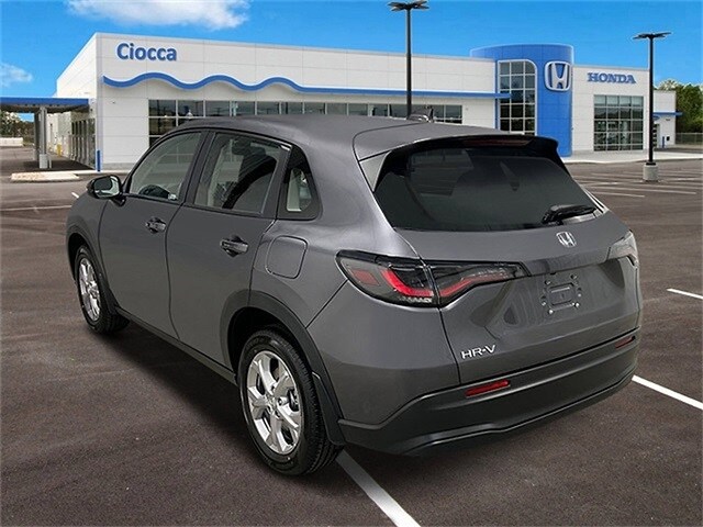 2025 Honda HR-V LX photo 3