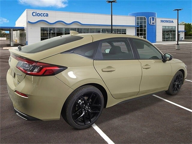 2026 Honda Civic Hybrid Sport Hatchback photo 3