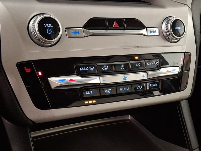 2023 Ford Explorer XLT - Photo 18