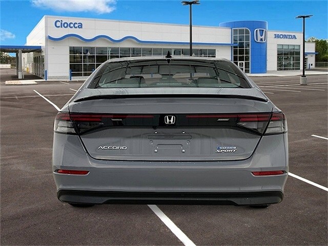 2025 Honda Accord Hybrid Sport photo 2
