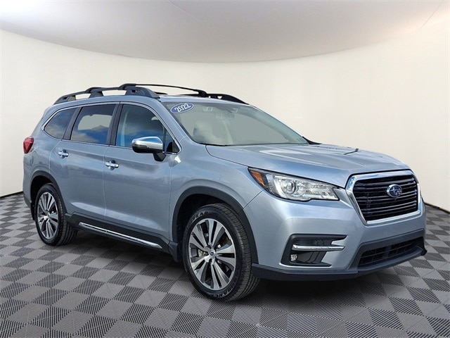 2022 Subaru Ascent Touring's photo