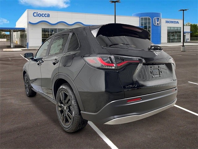 2026 Honda HR-V Sport photo 3