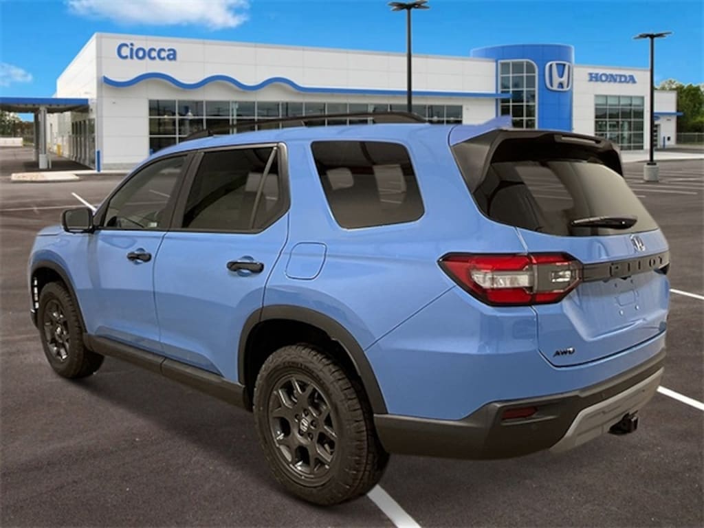 New 2025 Honda Pilot TrailSport SUV