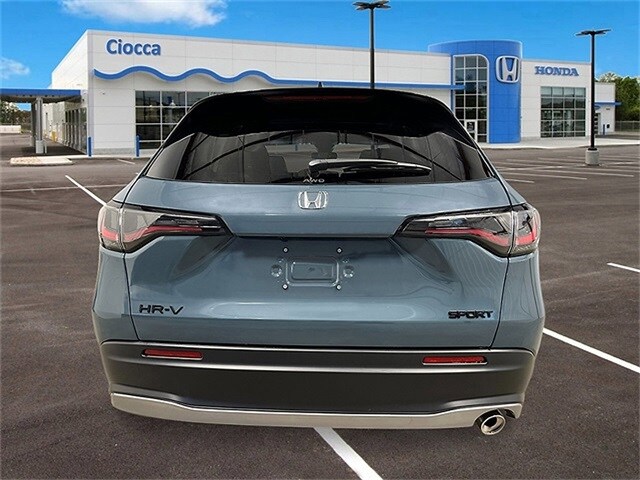 2026 Honda HR-V Sport photo 2