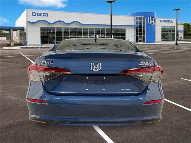 2026 Honda Civic Hybrid Sport Touring photo 4
