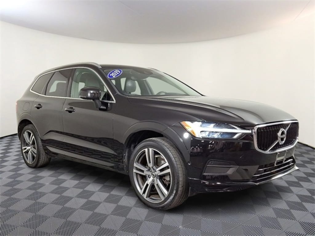 Used 2019 Volvo XC60 T6 Momentum SUV