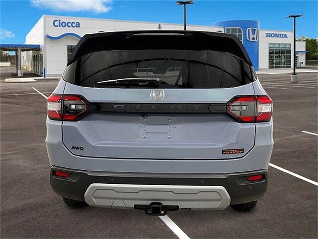 2025 Honda Pilot TrailSport photo 4