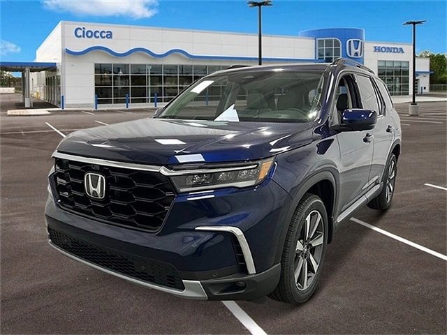 2025 Honda Pilot Touring's photo