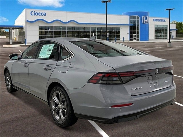 2025 Honda Accord Hybrid EX-L photo 3