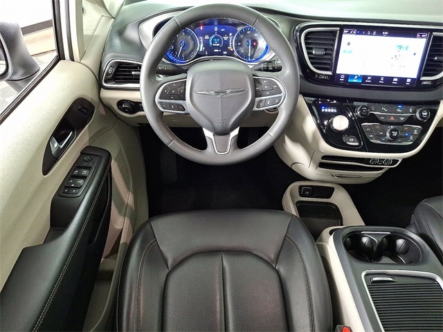 Used 2023 Chrysler Pacifica Touring L with VIN 2C4RC1BG1PR525549 for sale in York, PA