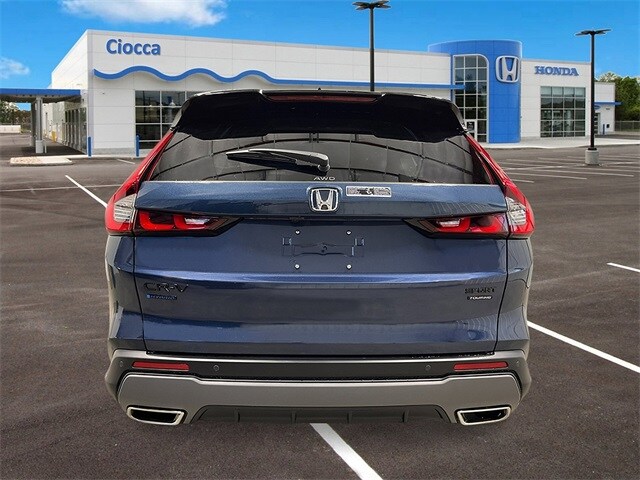 2026 Honda CR-V Hybrid Sport Touring photo 4