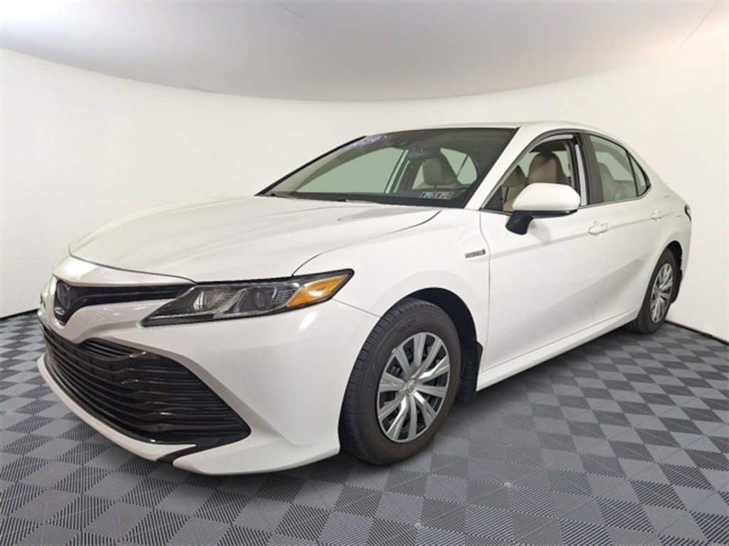 Used 2019 Toyota Camry Hybrid LE Sedan