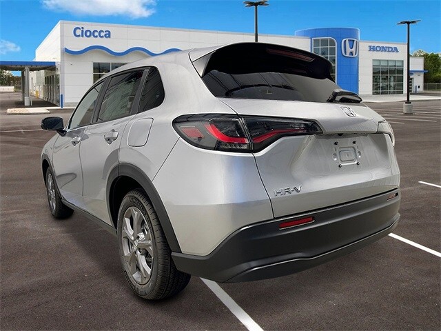 2026 Honda HR-V LX photo 2
