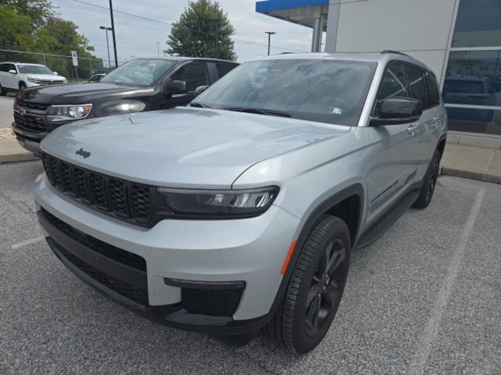 Used 2025 Jeep Grand Cherokee L Limited SUV