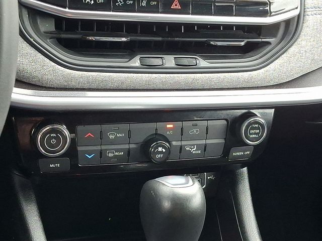 2022 Jeep Compass Latitude - Photo 18
