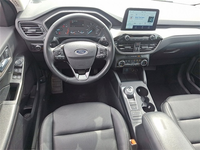 Used 2022 Ford Escape SEL with VIN 1FMCU9H62NUA66060 for sale in York, PA