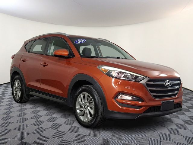 Used 2016 Hyundai Tucson SE with VIN KM8J3CA42GU074548 for sale in Harrisburg, PA
