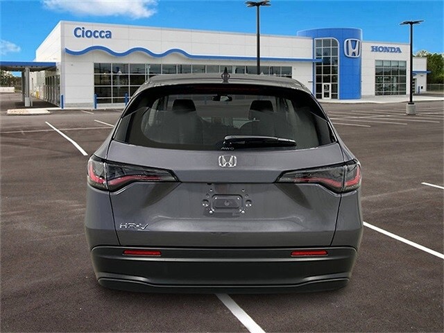 2025 Honda HR-V LX photo 4