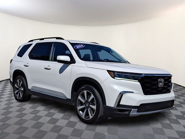2024 Honda Pilot Touring AWD's photo