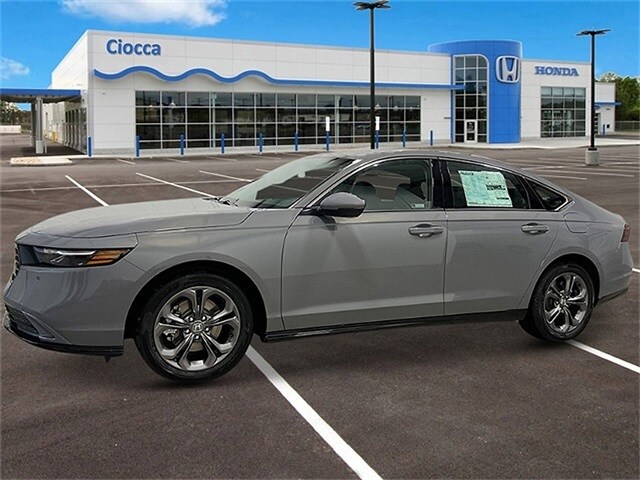 2025 Honda Accord Hybrid EX-L photo 2