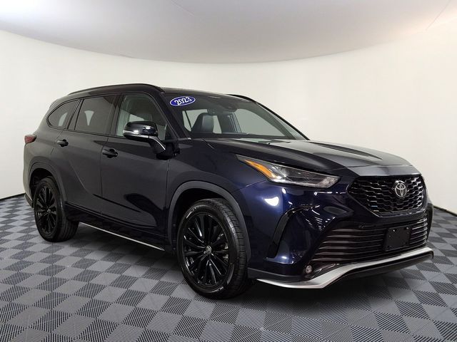 2023 Toyota Highlander SUV 