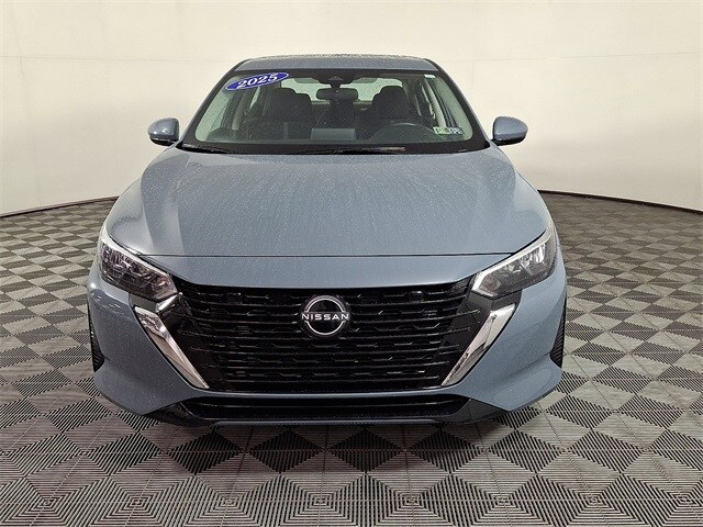 2025 Nissan Sentra SV photo 2