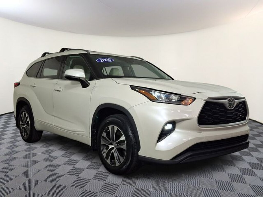 Used 2020 Toyota Highlander XLE SUV