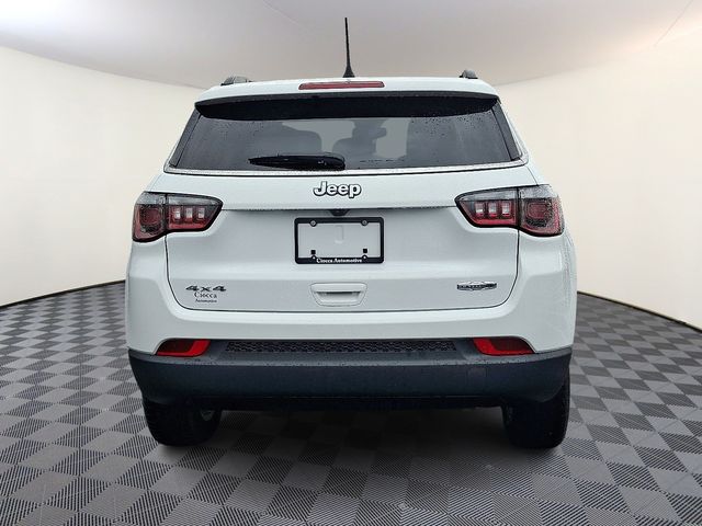 2022 Jeep Compass Latitude - Photo 8