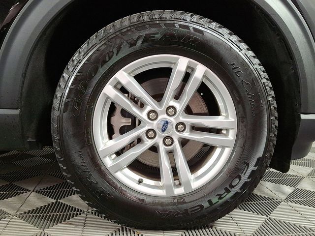 2023 Ford Explorer XLT - Photo 11