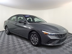 2024 Hyundai Elantra SEL Sedan