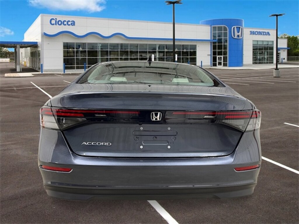 New 2025 Honda Accord SE Sedan