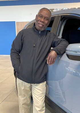 Staff member Benny Jinyemiema from ID_d851cca5115d