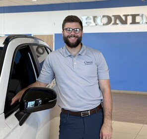 Staff member Andrew Schmidt from ID_d851cca5115d