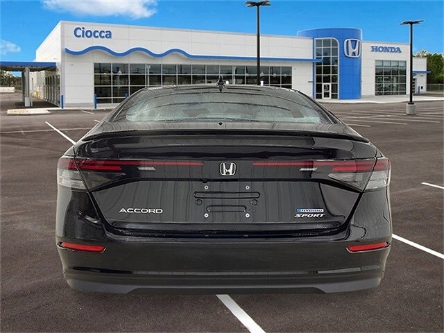 2025 Honda Accord Hybrid Sport photo 3
