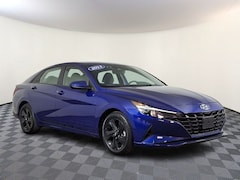 2023 Hyundai Elantra SEL Sedan