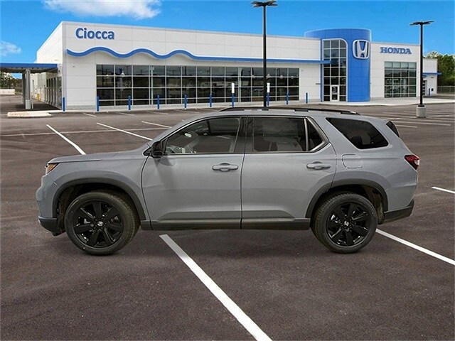 2025 Honda Pilot Black Edition photo 2