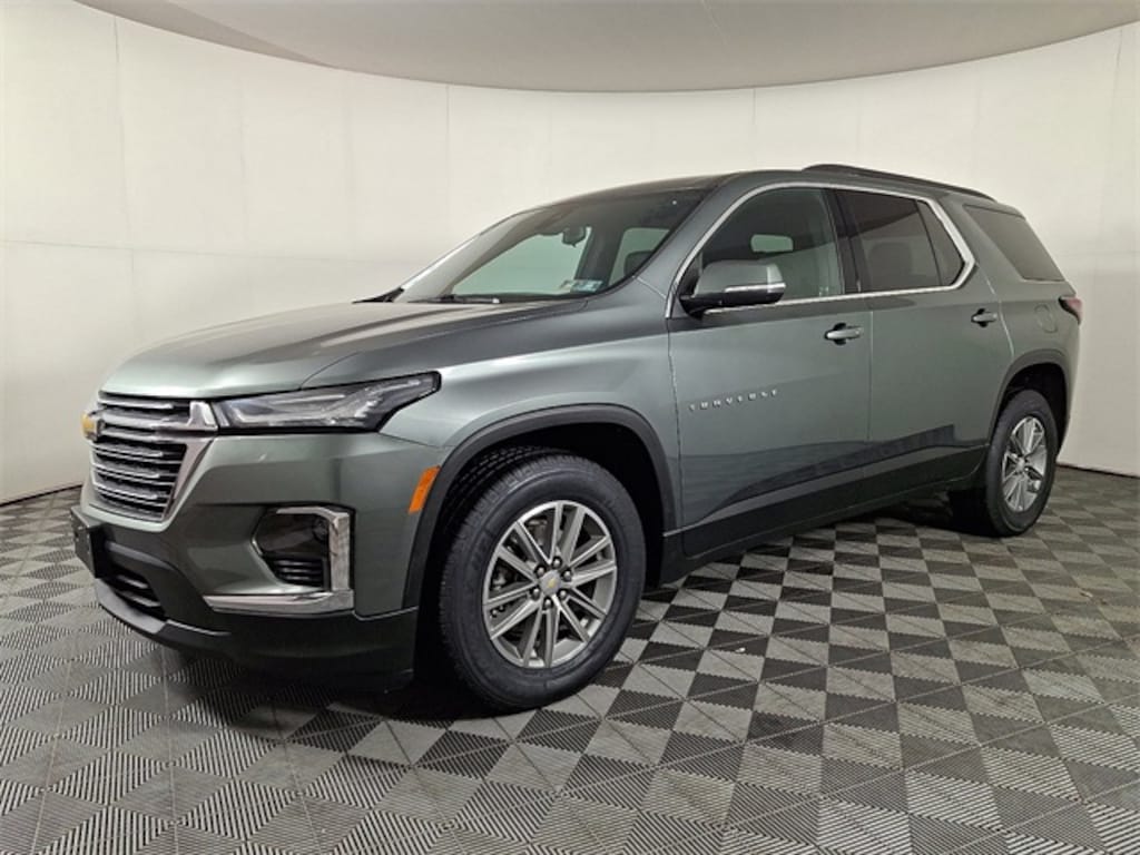 Used 2022 Chevrolet Traverse LT Leather SUV