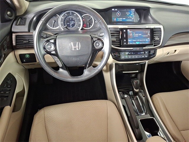 2016 Honda Accord EX-L V6 photo 2