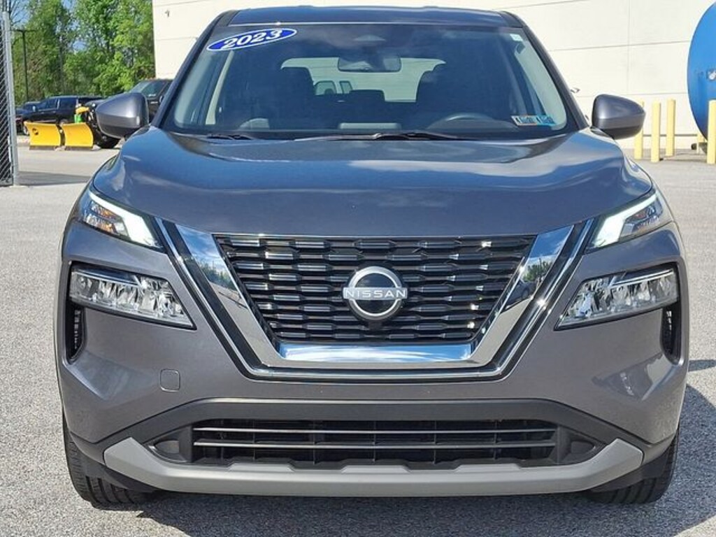 Used 2023 Nissan Rogue SV SUV