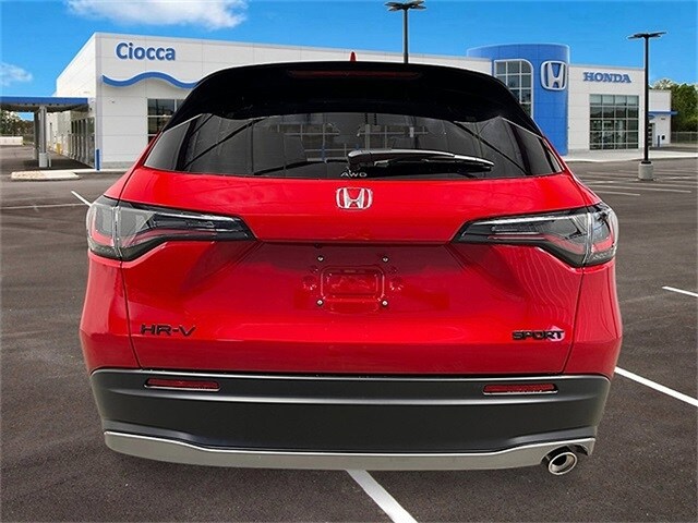 2026 Honda HR-V Sport photo 4