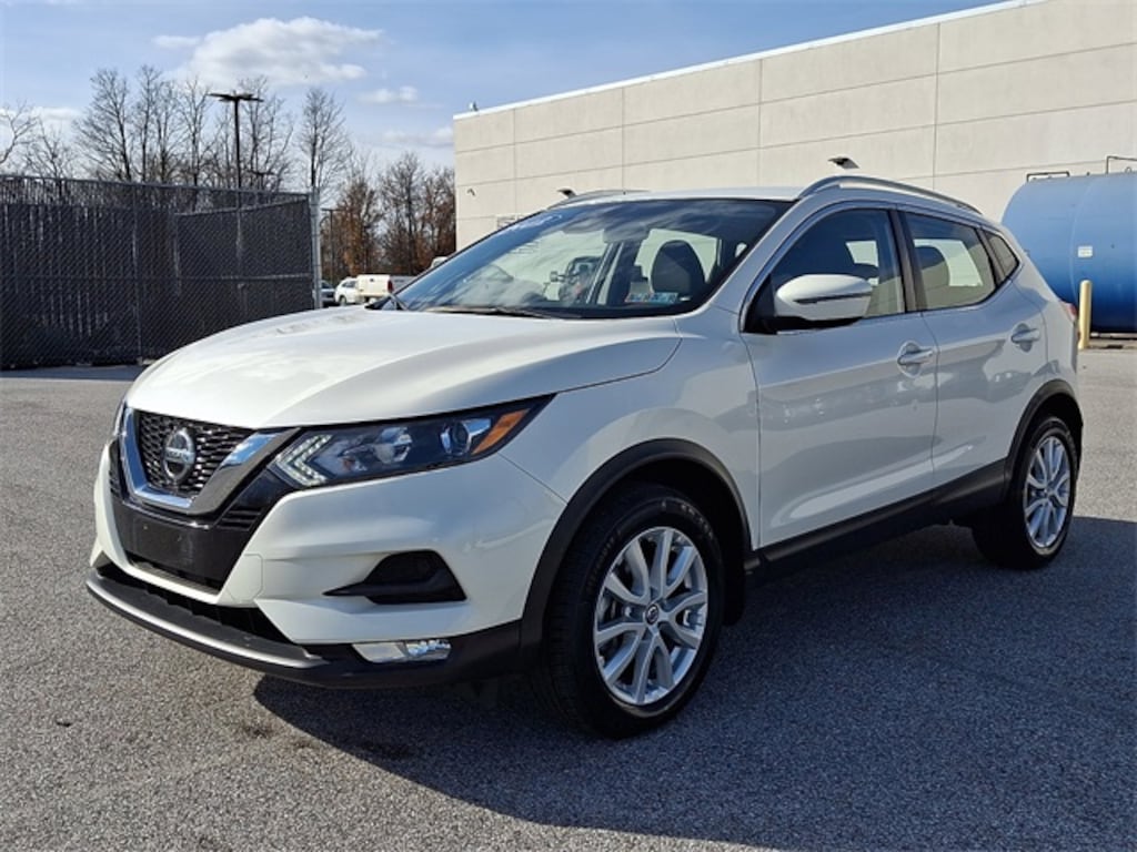 Used 2022 Nissan Rogue Sport SV SUV