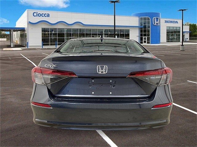 2026 Honda Civic LX photo 4