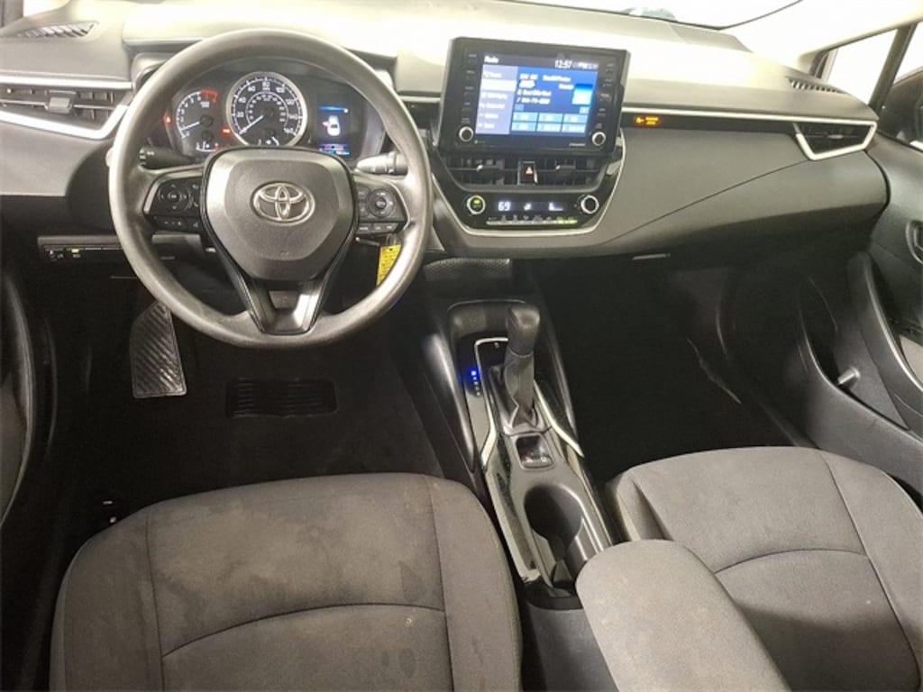 Used 2022 Toyota Corolla LE Sedan
