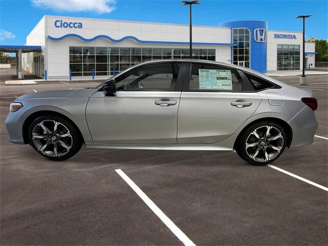 2025 Honda Civic Hybrid Sport Touring photo 2