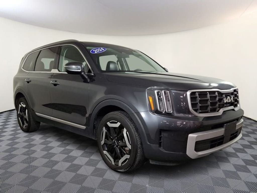 Used 2024 Kia Telluride S SUV