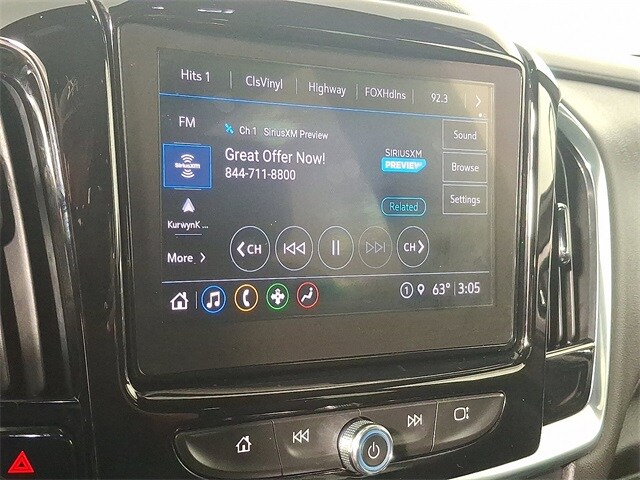 2022 Chevrolet Traverse Cloth 1LT photo 3