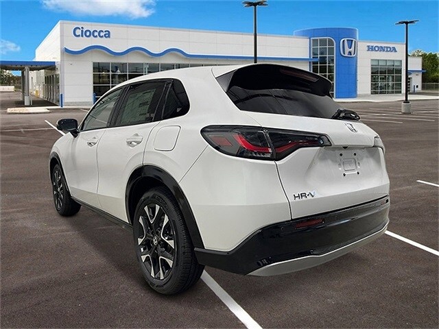 2026 Honda HR-V EX-L photo 3