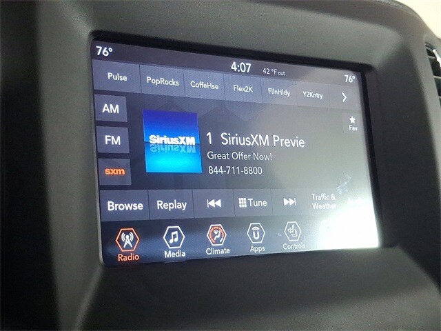 2019 Jeep Compass Latitude photo 2